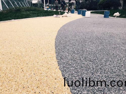 透(tou)水(shui)地(di)坪膠結料怎樣(yang)配製？